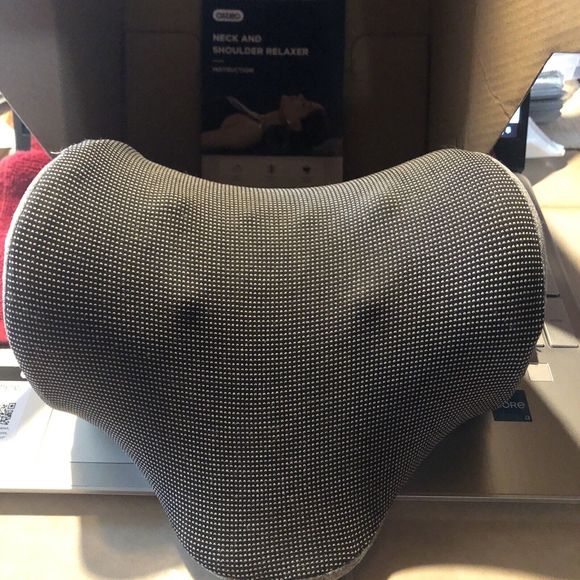 Neck and Shoulder Relaxer for Pain Relief, Two Side Use Neck Stretcher - Picture 5 of 6